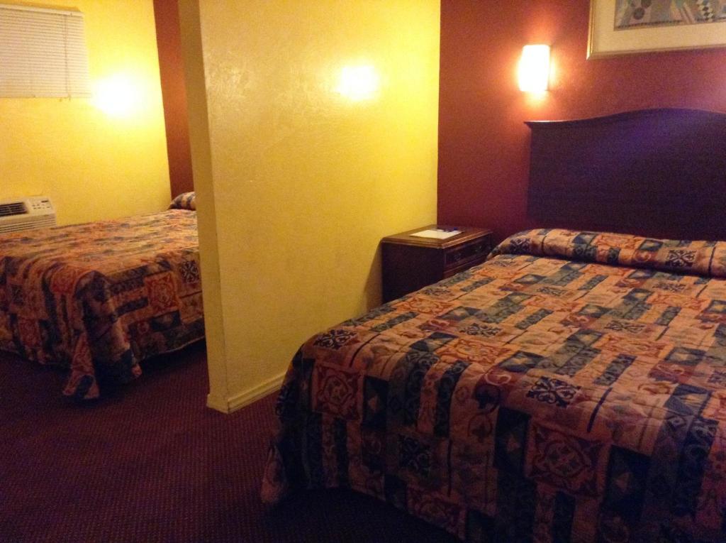 Oceanside Inn & Suites Номер фото