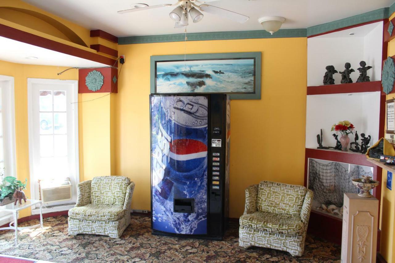 Oceanside Inn & Suites Екстер'єр фото